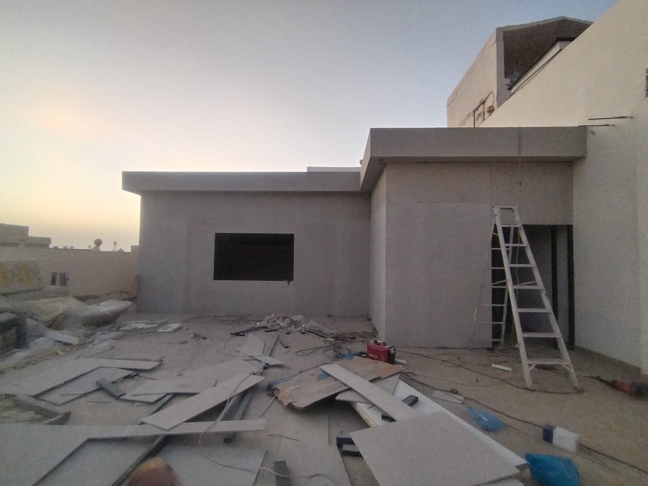 غرف ومجالس السندوتش بنل الجاهزة: تصميمات عصرية بأسعار تنافسية